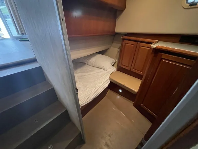 Slide: The Image of Mainship 350 Trawler 1997 - 5549047