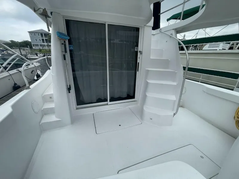 Slide: The Image of Mainship 350 Trawler 1997 - 5549003