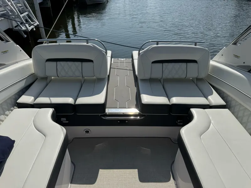 Slide: The Image of Regal LS6 2020 - 5549076