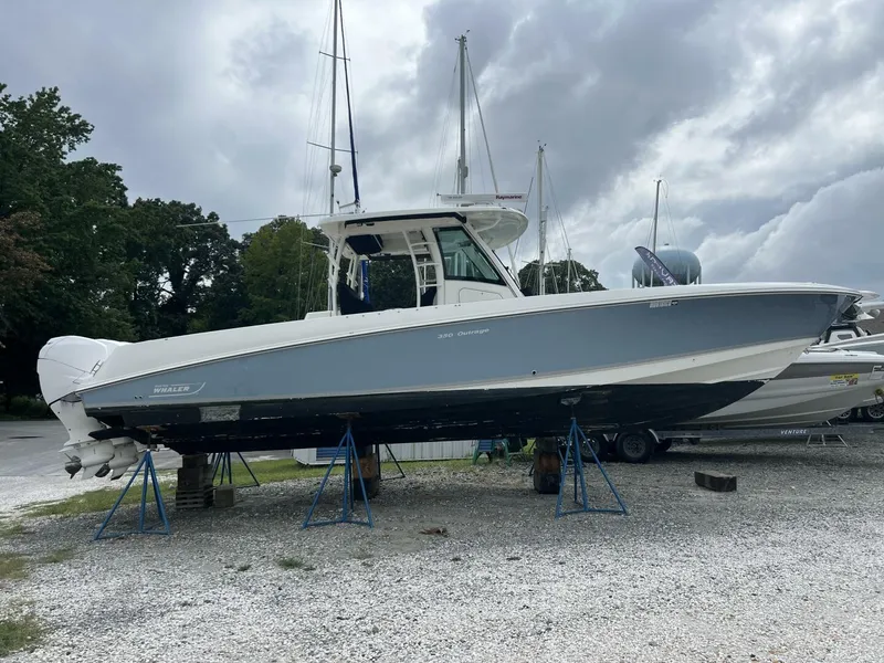 Slide: The Image of 2014 Boston Whaler 350 Outrage Starboard Side - 5576124