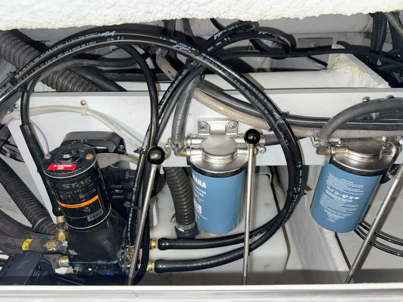 Slide: The Image of Grady-White Canyon 271 2019 - 5687498