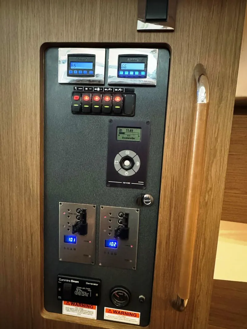 Slide: The Image of Beneteau Gran Turismo 40 2016 - 5549486