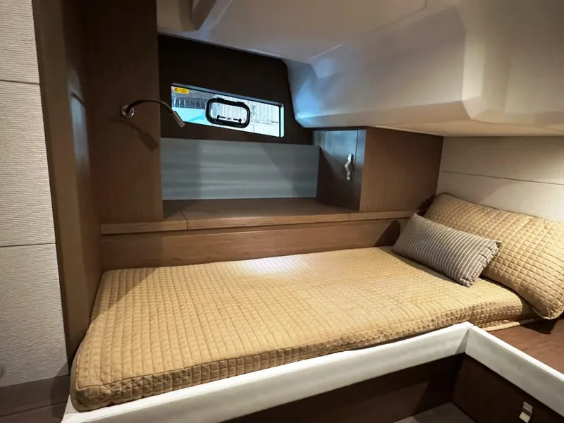 Slide: The Image of Beneteau Gran Turismo 40 2016 - 5549469