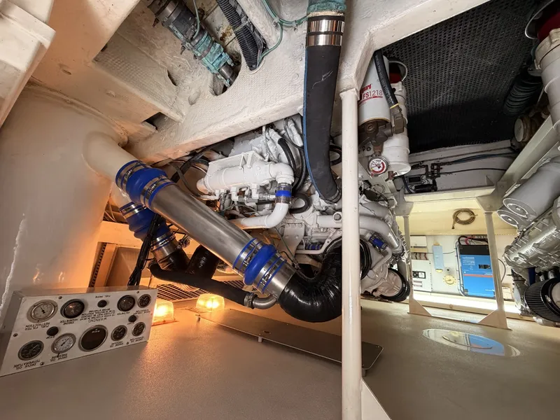 Slide: The Image of Viking 50 Convertible 1994 - 6055210