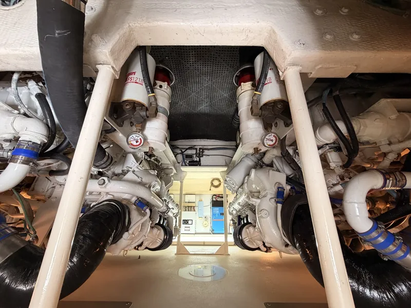 Slide: The Image of Viking 50 Convertible 1994 - 6055211