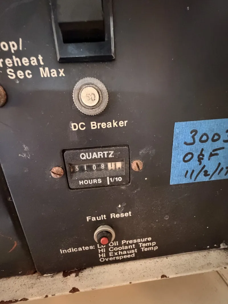 Slide: The Image of Viking 50 Convertible 1994 - 6055218