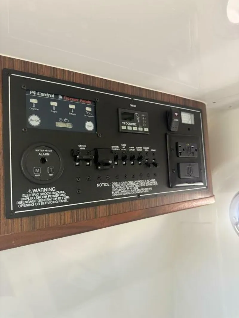 Slide: The Image of Pursuit S328 2020 - 5558294