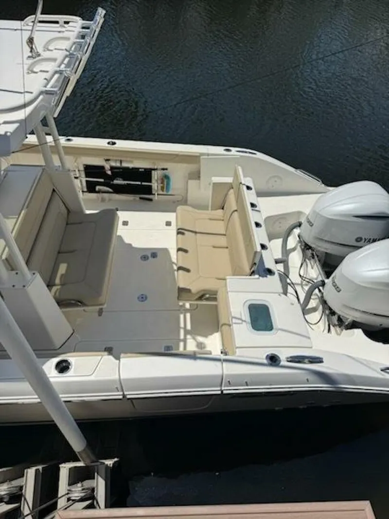 Slide: The Image of Pursuit S328 2020 - 5564966