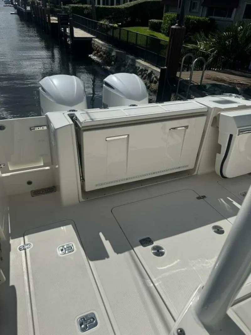 Slide: The Image of Pursuit S328 2020 - 5558290