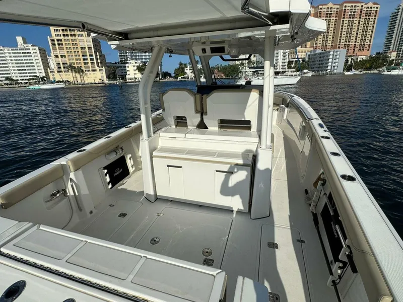 Slide: The Image of Pursuit S328 2020 - 5558282