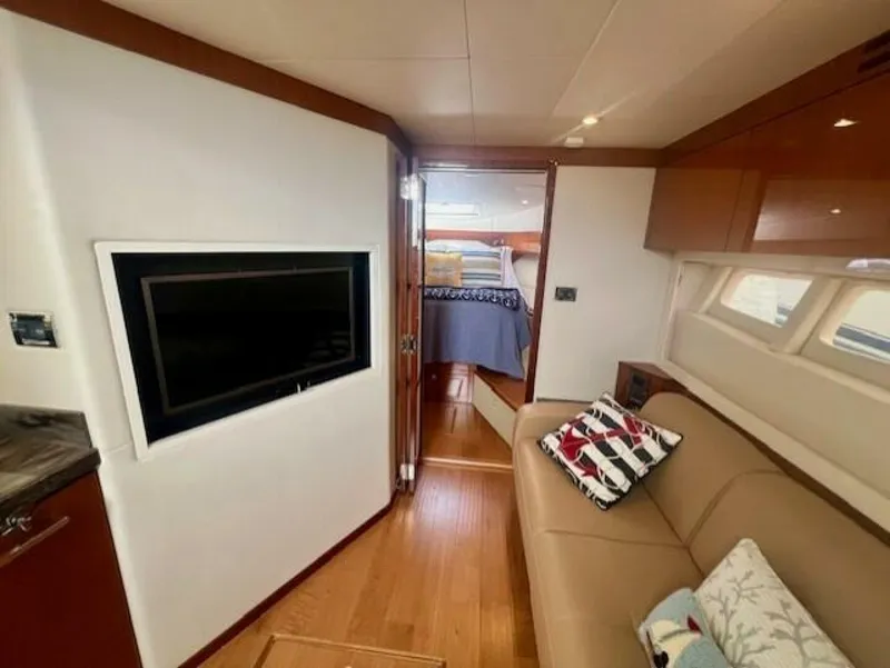 Slide: The Image of Sea Ray 410 Sundancer 2013 - 5550023