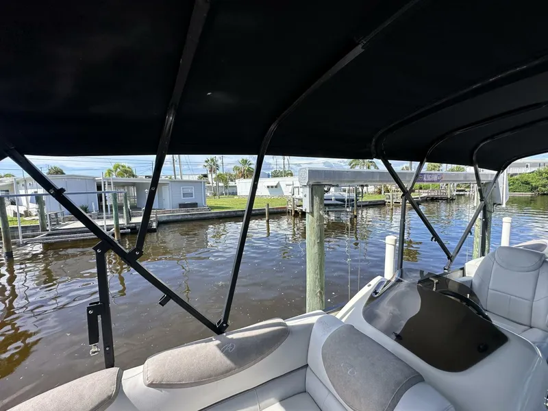 Slide: The Image of Avalon 2585 Catalina Platinum Quad Lounger 2019 - 5553172