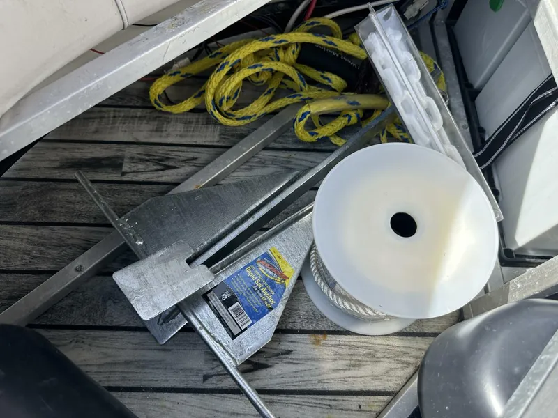 Slide: The Image of Avalon 2585 Catalina Platinum Quad Lounger 2019 - 5553187