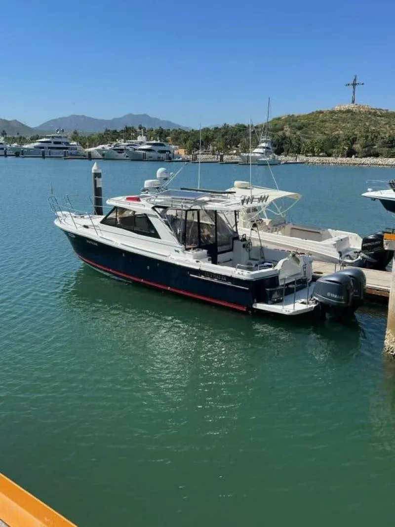 Slide: The Image of Cutwater C-302 Sport Coupe 2017 - 5802213