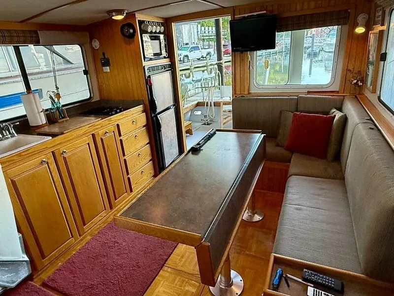 Slide: The Image of 0005315235 - 5550200