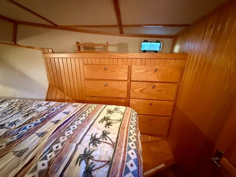 Slide: The Image of 0005315505 - 5550232