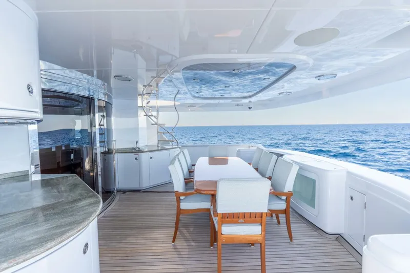 Slide: The Image of Delta Tri-Deck 2001 - 5946145