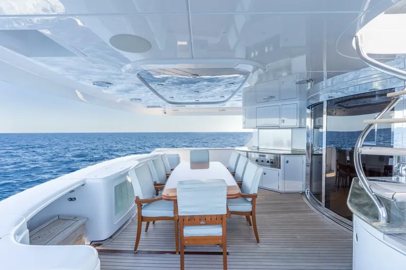 Slide: The Image of Delta Tri-Deck 2001 - 5946146