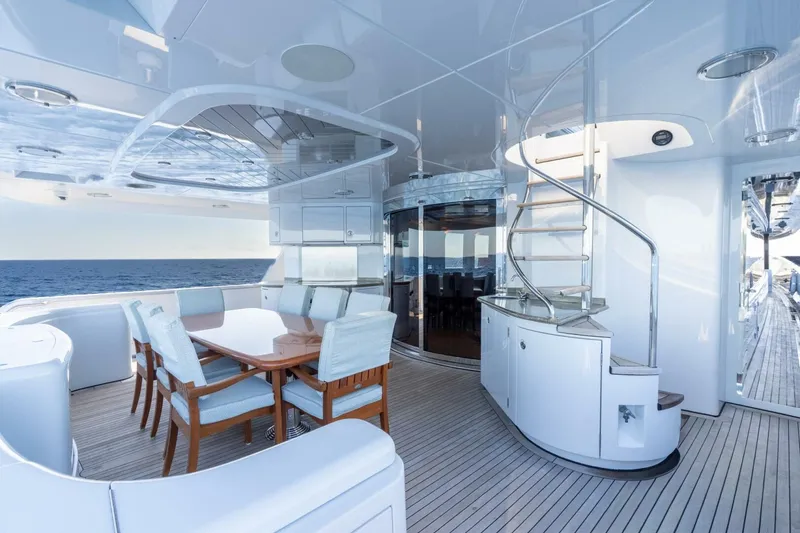 Slide: The Image of Delta Tri-Deck 2001 - 5946147