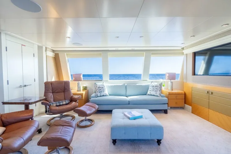 Slide: The Image of Delta Tri-Deck 2001 - 5946188