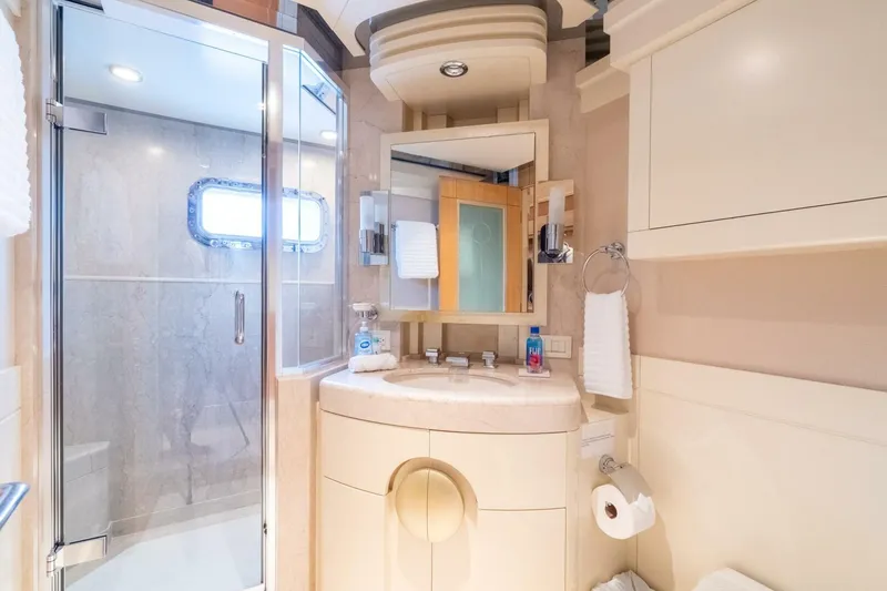 Slide: The Image of Delta Tri-Deck 2001 - 5946221