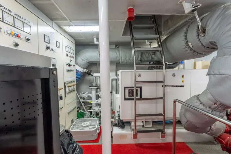 Slide: The Image of Delta Tri-Deck 2001 - 5946242