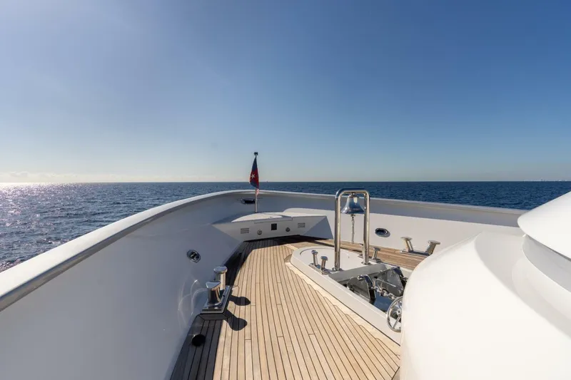 Slide: The Image of Delta Tri-Deck 2001 - 5946137