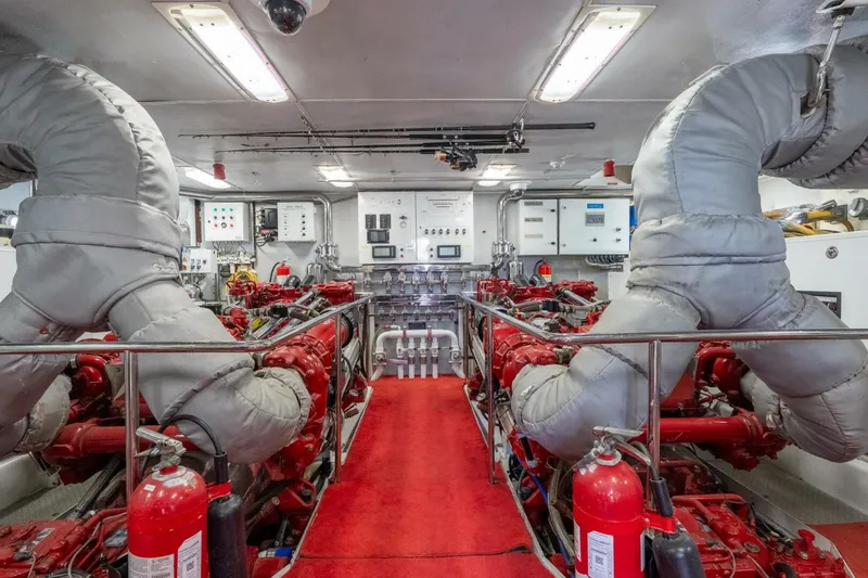 Slide: The Image of Delta Tri-Deck 2001 - 5946245