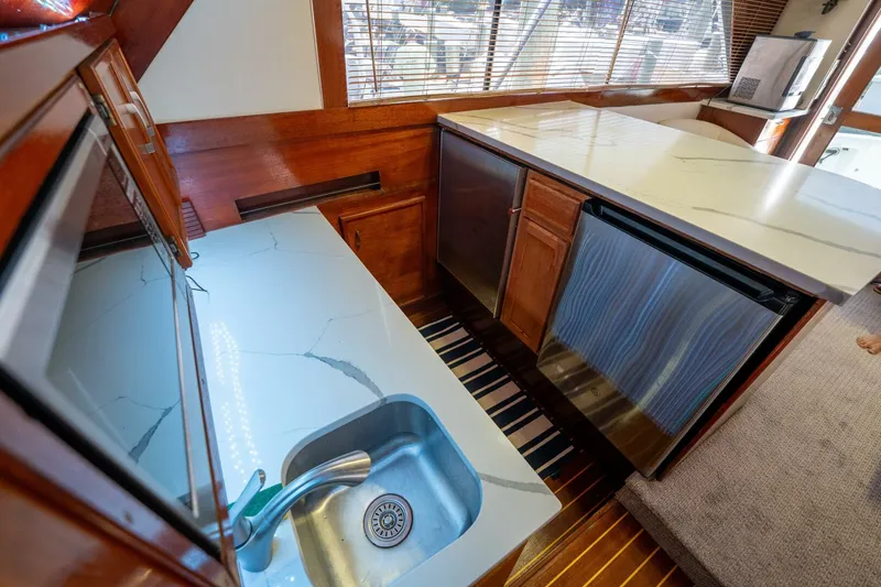 Slide: The Image of Ocean Yachts 46 1984 - 5551141