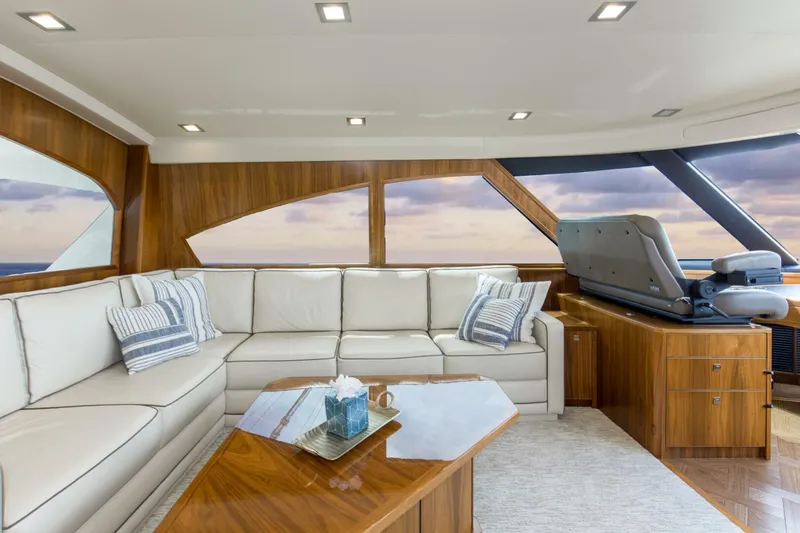 Slide: The Image of 2016 92 Viking Enclosed Bridge Touche Bridge  - 5551799