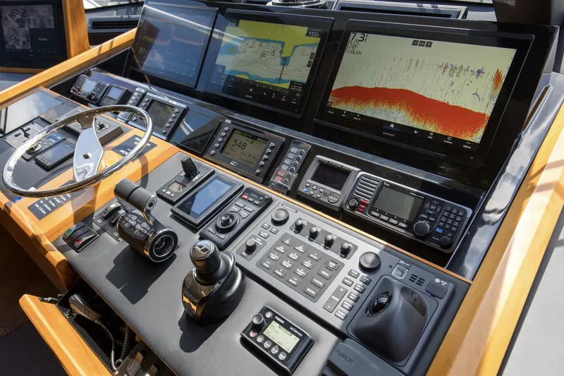 Slide: The Image of 2016 92 Viking Enclosed Bridge Touche Bridge  (3) - 5551797