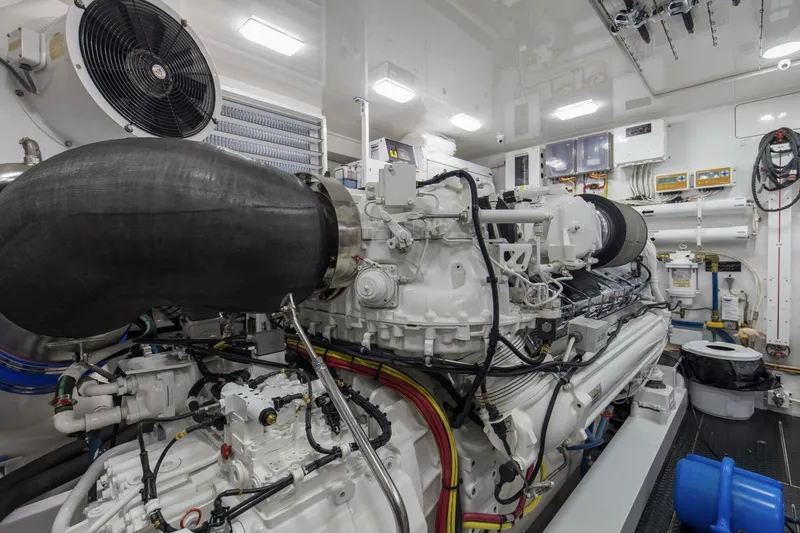 Slide: The Image of 2016 92 Viking Enclosed Bridge Touche Engine Room (1) - 5551876