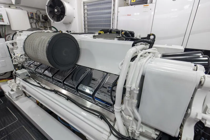 Slide: The Image of 2016 92 Viking Enclosed Bridge Touche Engine Room (5) - 5551880