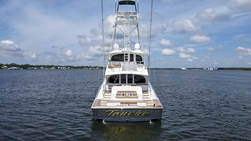 Slide: The Image of 2016 92 Viking Enclosed Bridge Touche Exterior (13) - 5551900