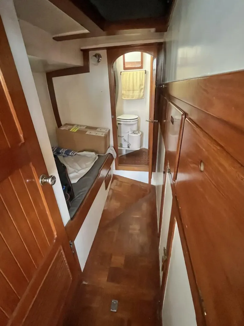 Slide: The Image of Hardin Voyager 1979 - 5551699