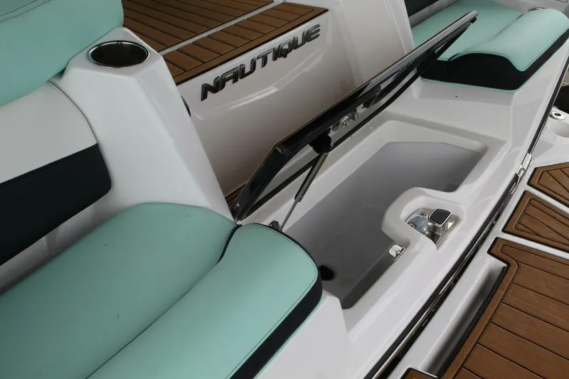 Slide: The Image of Nautique Super Air G23 2024 - 5596624