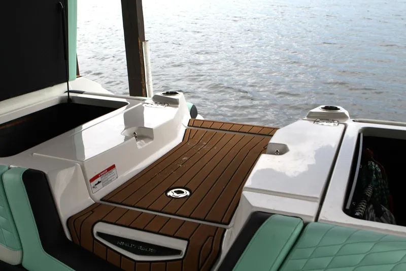 Slide: The Image of Nautique Super Air G23 2024 - 5600469