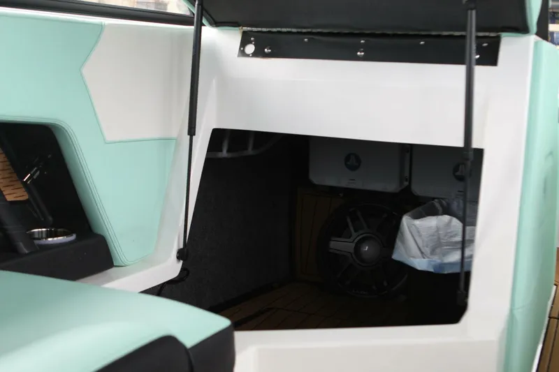 Slide: The Image of Nautique Super Air G23 2024 - 5596642