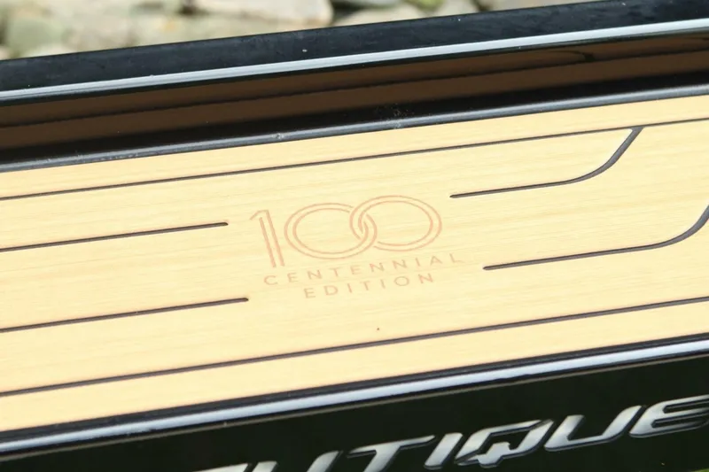 Slide: The Image of Nautique Super Air Nautique G23 2024 - 7517240