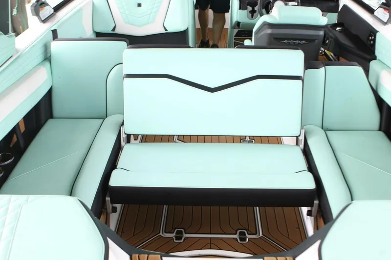 Slide: The Image of Nautique Super Air Nautique G23 2024 - 7517188