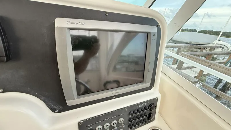 Slide: The Image of Edgewater 265 Express 2012 - 5551958