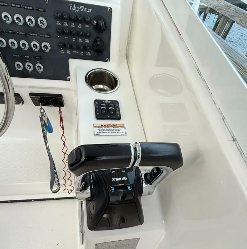 Slide: The Image of Edgewater 265 Express 2012 - 5551961