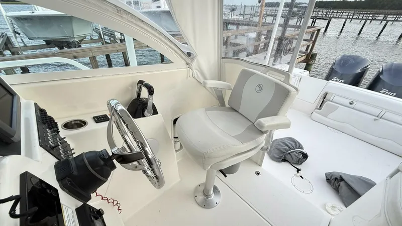 Slide: The Image of Edgewater 265 Express 2012 - 5551962