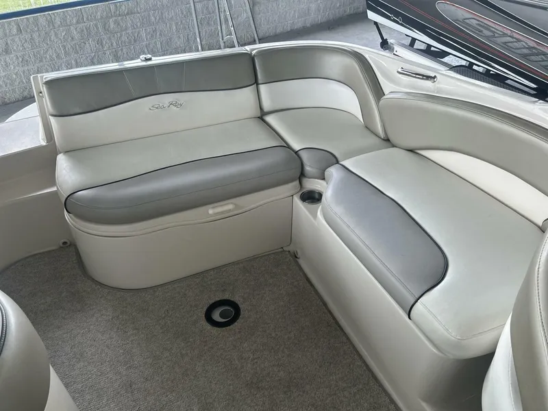 Slide: The Image of Sea Ray 240 Sundeck 2006 - 5552064