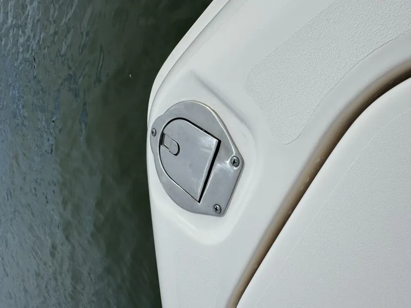 Slide: The Image of Grady-White Freedom 285 2023 - 5552312