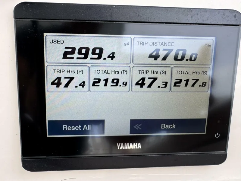 Slide: The Image of Grady-White Freedom 285 2023 - 5552319