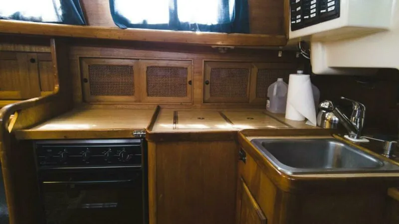 Slide: The Image of Bristol Yawl 1981 - 5552356