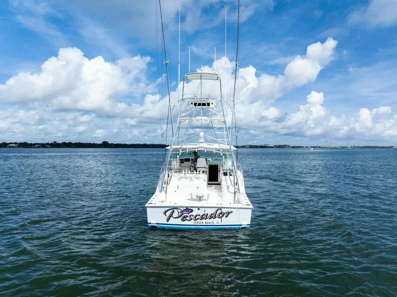 Slide: The Image of Cabo 40 Hardtop Express 2004 - 5552880