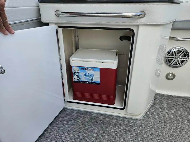 Slide: The Image of Formula BR 270 2017 - 5553128