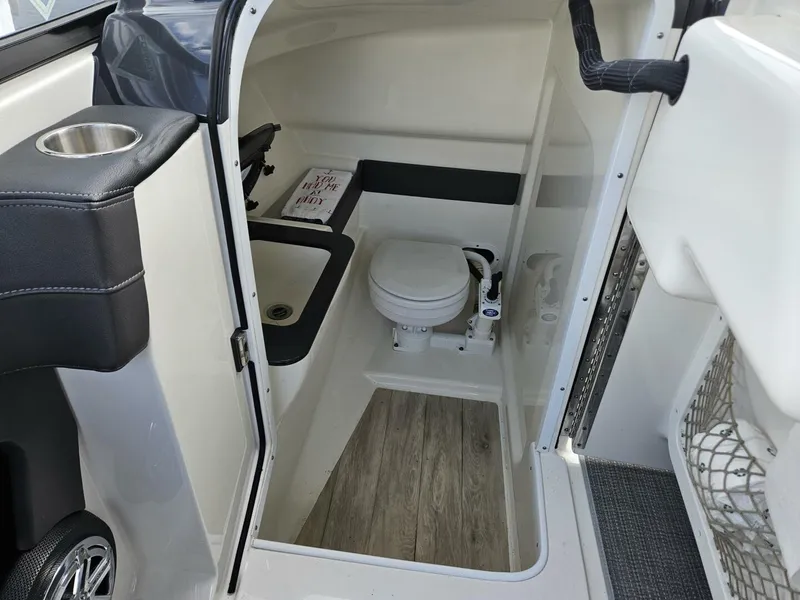 Slide: The Image of Formula BR 270 2017 - 5553129